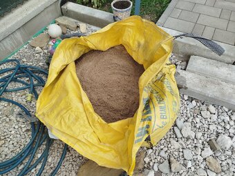 Kremičity piesok - 2