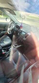 Mitsubishi Outlander 2010.2.2 did - 2