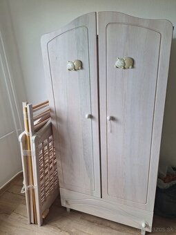 Detská skriňa, prebaľovací pult, postieľka - 2
