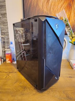 PC REZERVOVANÝ Volant a pedále stále DOSTUPNÉ - 2