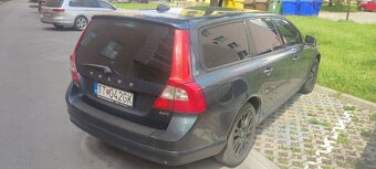 Volvo V70 2008 D5 2.4 12kW automat - 2