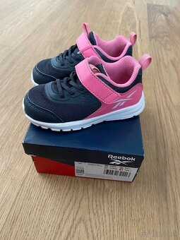 Tenisky Reebok 22,5 - 2