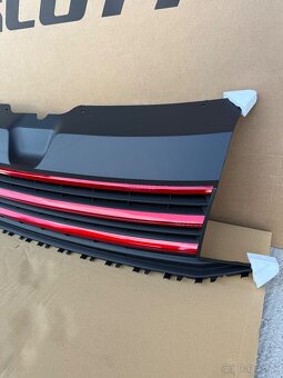 Predna maska pre VW T6 cervena Multivan - 2