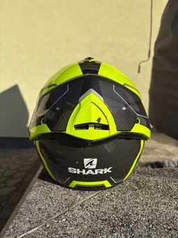Prilba Shark - 2