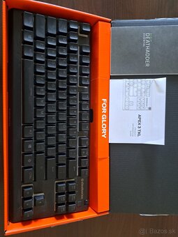 Predam klavesnicu Steelseries Apex 3 TKL - 2