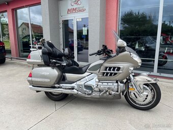 Honda GL 1800 Goldwing - 2