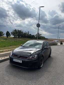 VW Golf 7 GTI Performance - 2