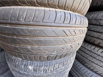 215/60 R17 Bridgestone - 2