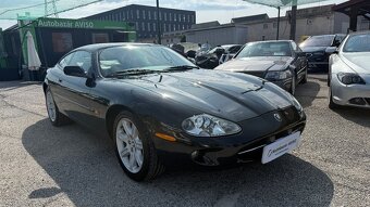 Jaguar XK XK8 4.0 Coupé - 2