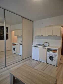 Garzónka, ul. Hviezdna, Komárno (majiteľ) - 2