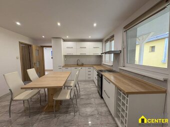 NA PREDAJ 4 izbový zrekonštruovaný rodinný dom v Kolárove - 2