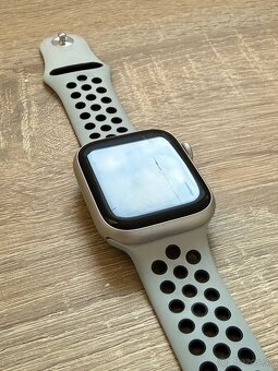 Apple Watch Series 7 (GPS) 45mm puzdro hliník - 2