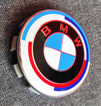 kryty náboja – 50. výročie BMW M - č.1 - 2