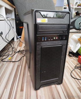 PC Core i5-7600, 16GB DDR4, 250GB SSD, 500GB HDD, RX 550 4GB - 2