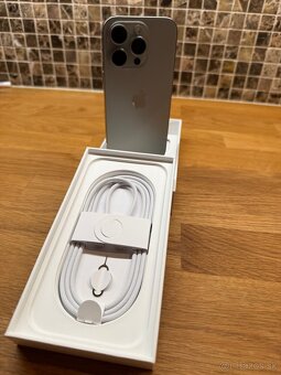 iPhone 16Pro 256GB Natural Titanium - 2