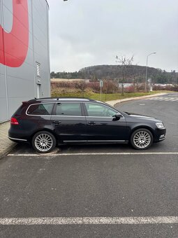 Volkswagen Passat B7 2.0 TDI Highline - 2