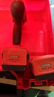 Rázový uťahovák Hilti - 2