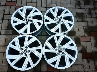 Volkswagen golf 7,8, Tiguan,GTI, Passat,Škoda,Seat 5x112 r18 - 2