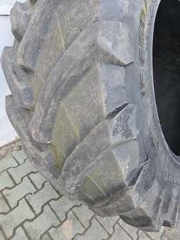 Predám 650/60r34 - 2