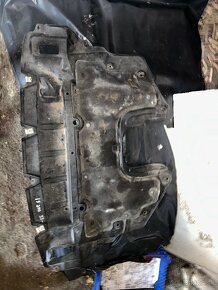 kryt motorana lexus is 200 - 2