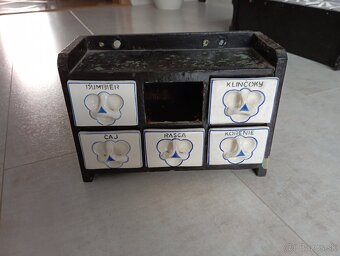 Koreničky, dózy - 2