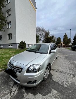 Toyota Avensis Combi - 2