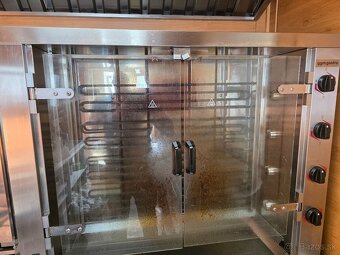 Elektrický gril na 24 kurčiat - 2