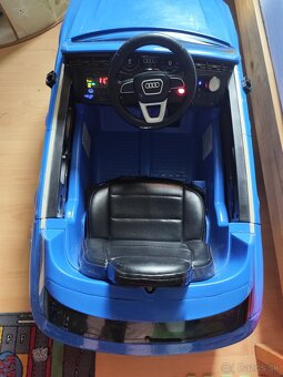 Audi Q8 autíčko - 2