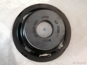 Basovy reproduktor-JVC - 2