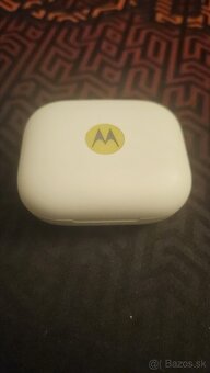 Moto buds - 2