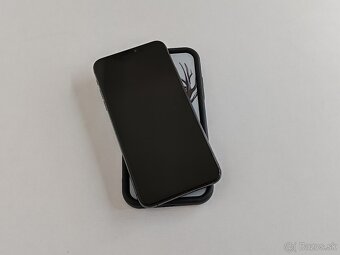 iPhone 11 Pro Max 64GB Grafitový - 2