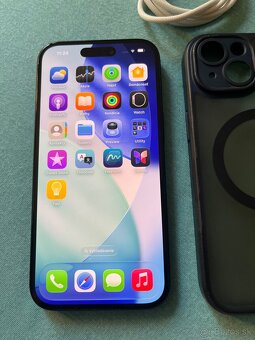 iPhone 15,black,zdravie 89% - 2