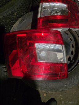 Škooda octavia 3 combi zadne svetla - 2