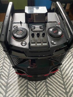 LG XBOOM OM5540 Reproduktor - 2