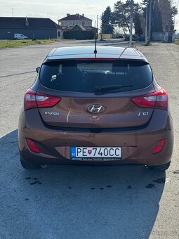 Hyundai i30 1.6 crdi 81kw 2014 - 2