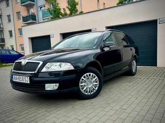 Škoda Octavia 2 Combi 2,0 tdi 103kw 4x4 diesel čierna met - 2