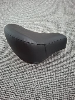 Sedlo na Babetta a další typy mopedů. (nové) - 2