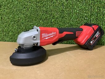MILWAUKEE M18™ 115 mm uhlová brúska s lopatkovým spínačom - 2