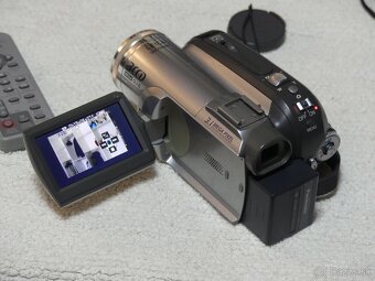 Panasonic NV‑GS320 kompaktná MiniDV videokamera - 2