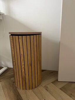 Odkladací stolík - 2
