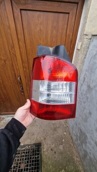 Svetla transporter t5 - 2