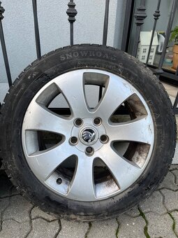 Elektróny originál škoda so zimnými pneu - 2