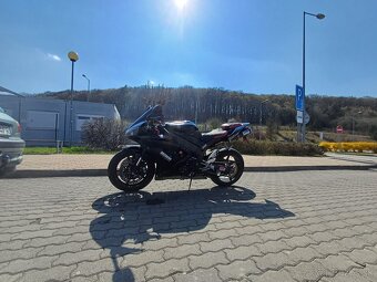 Yamaha R1 RN12 - 2