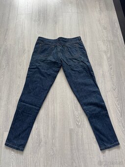 Kevlarove rifle s chranicmi - 2