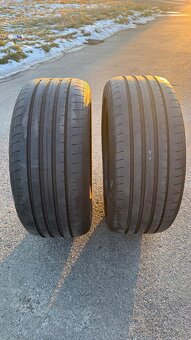 Goodyear 245/45 R18 - 2