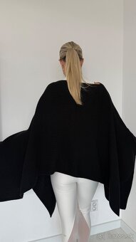 Čierne upletove pončo H&M - 2