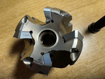 Čelná fréza Seco D32 - 2