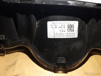 Kia Venga Hyundai IX20 - 2