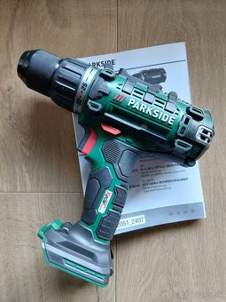 Aku vŕtací skrutkovač. - 2