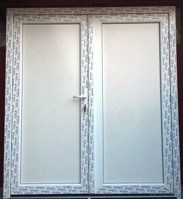 Predám vchodové dvojkrídlové dvere 191cm x 210cm - 2
